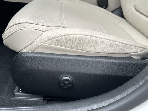 Certified 2025 Mercedes-Benz C 300 4MATIC Sedan image 13