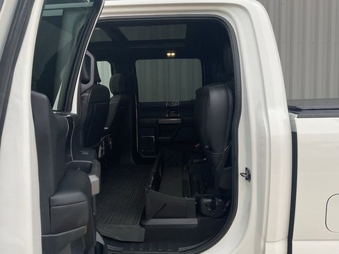 Used 2022 Ford F250 Platinum w/ FX4 Off-Road Package image 22