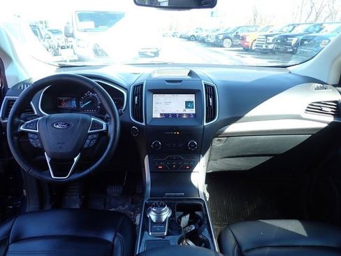 Used 2020 Ford Edge SEL w/ Convenience Package image 12
