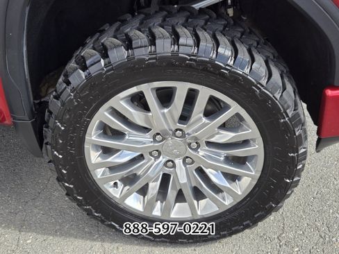 Used 2019 GMC Sierra 1500 Denali w/ Denali Ultimate Package image 21