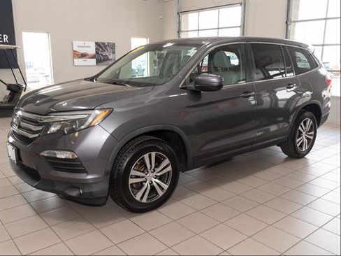 Used 2017 Honda Pilot EX-L image 4