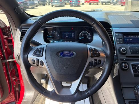 Used 2017 Ford Taurus SEL FWD image 21