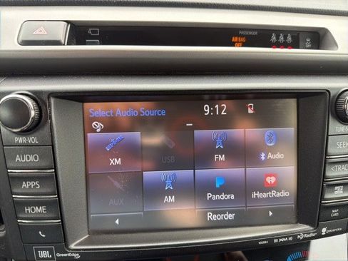 Used 2018 Toyota RAV4 Platinum image 19