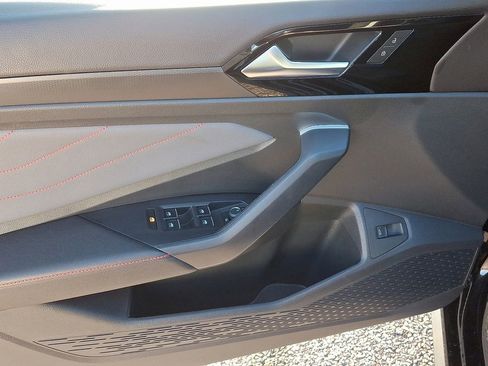 Used 2025 Volkswagen Jetta GLI Autobahn w/ GLI Black Package image 12