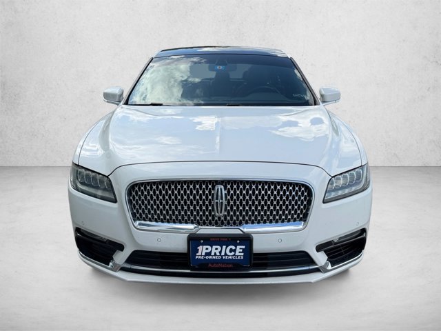 Used 2017 Lincoln Continental Reserve w/ Luxury Package AWD/4WD image 2