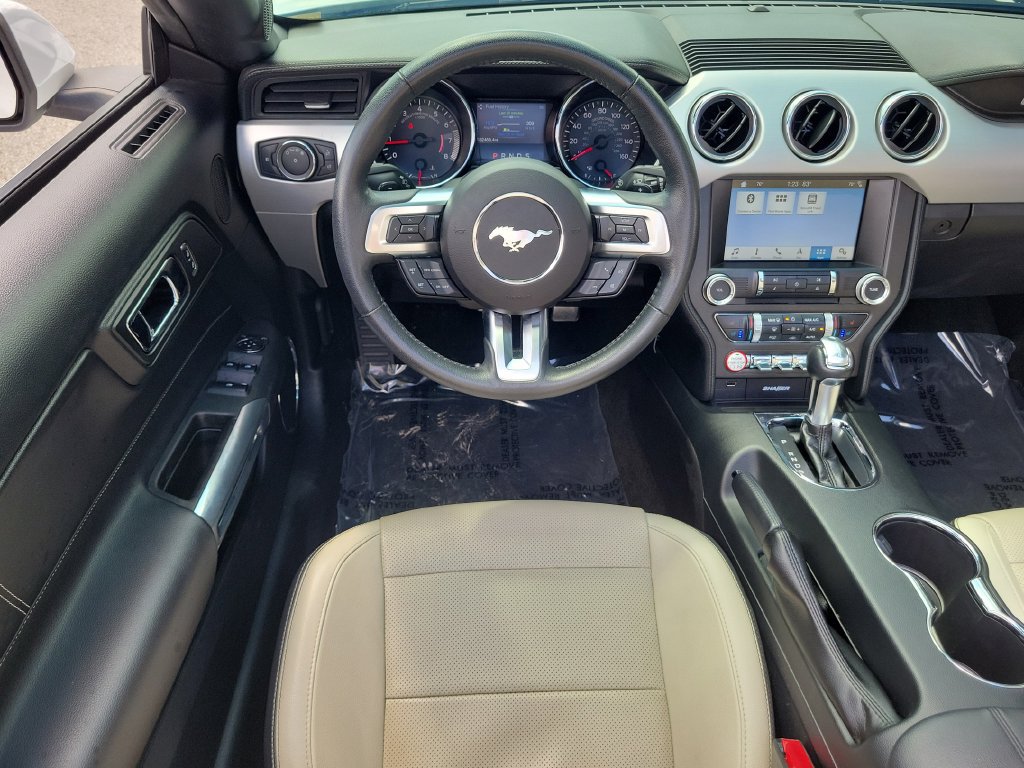 Used 2017 Ford Mustang Premium RWD image 13