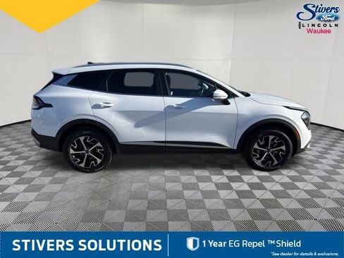 Used 2023 Kia Sportage EX AWD/4WD image 5
