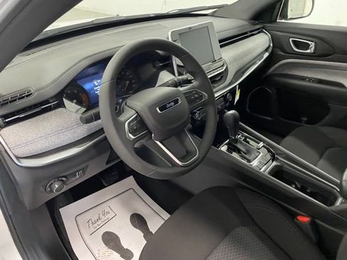 New 2025 Jeep Compass Sport image 14