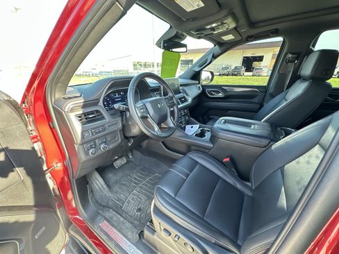 Used 2023 Chevrolet Tahoe RST AWD/4WD image 10