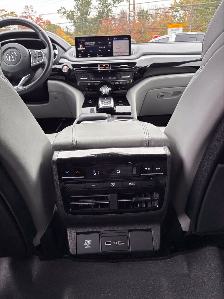 Used 2024 Acura MDX w/ Technology Package AWD/4WD image 13