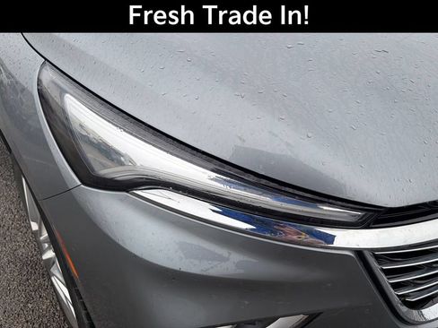 Used 2023 Buick Enclave Premium w/ Experience Buick Package FWD image 5