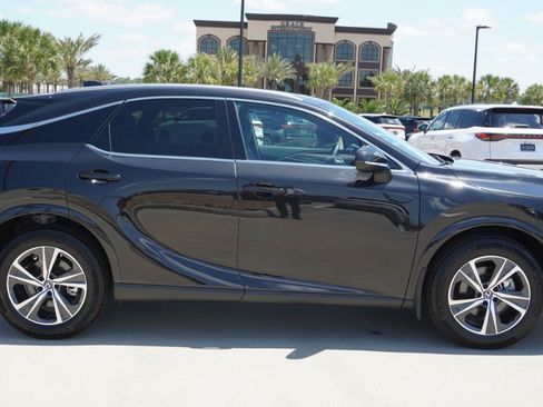 Used 2024 Lexus RX 350 Premium w/ Accessory Package (Z1) AWD/4WD image 4