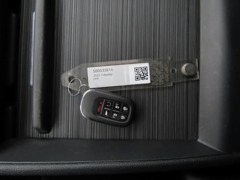 Certified 2025 Honda Odyssey Sport-L image 28