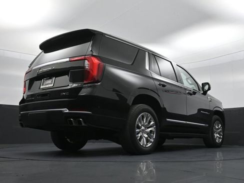 Used 2025 GMC Yukon Denali image 31