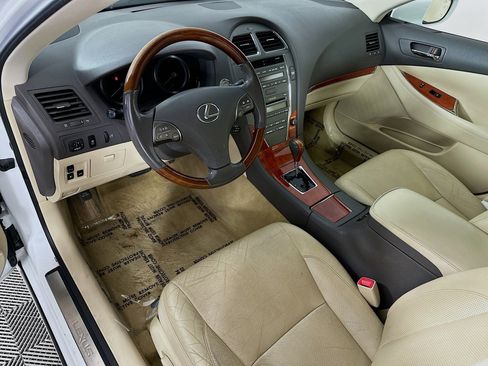 Used 2010 Lexus ES 350 image 9