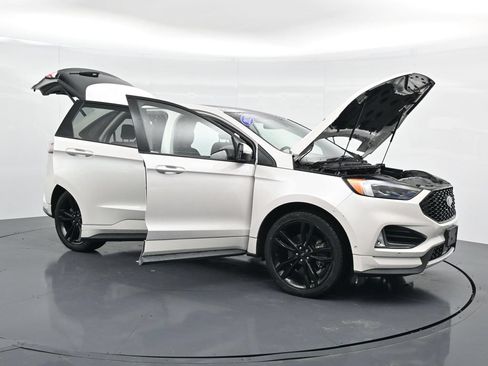 Used 2019 Ford Edge ST w/ Equipment Group 401A AWD/4WD image 43