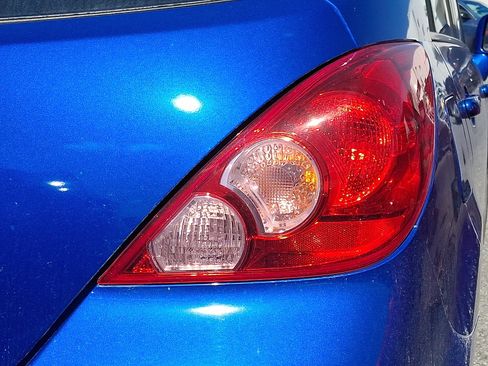 Used 2010 Nissan Versa 1.8 S w/ PWR Plus Pkg FWD image 9