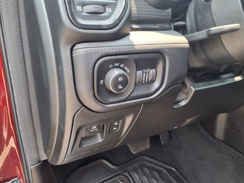 Used 2023 RAM 1500 Limited AWD/4WD image 14