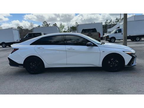 Used 2025 Hyundai Elantra N Line image 9