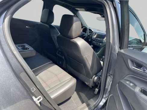 Used 2022 Chevrolet Equinox RS w/ Infotainment Package AWD/4WD image 19