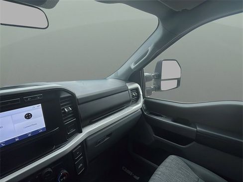 Used 2024 Ford F250 XLT w/ FX4 Off-Road Package image 31