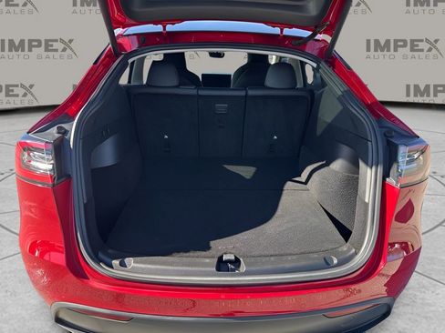 Used 2022 Tesla Model Y Performance image 30