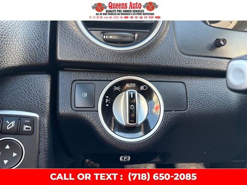 Used 2013 Mercedes-Benz C 300 Sport w/ Multimedia Pkg image 21