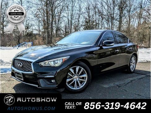 Used 2022 INFINITI Q50 PURE image 1