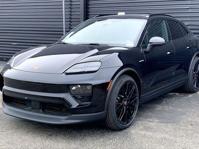 New 2025 Porsche Macan 4S Electric