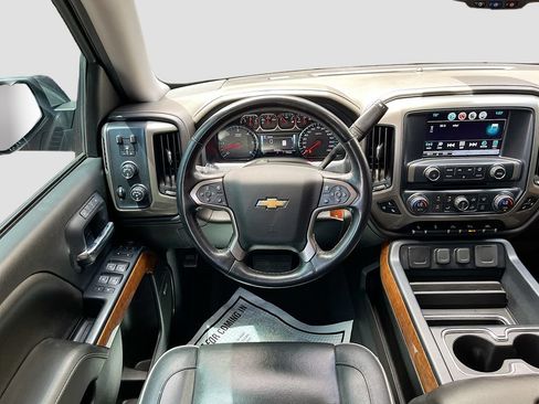 Used 2018 Chevrolet Silverado 1500 High Country AWD/4WD image 23