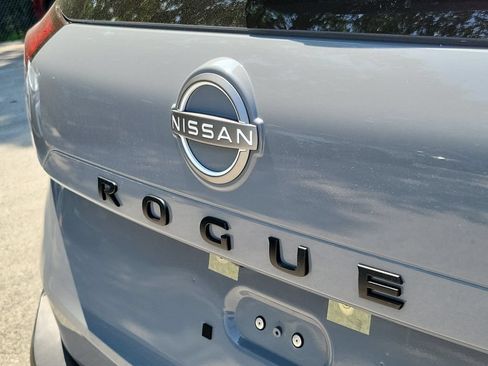 Used 2023 Nissan Rogue SV w/ SV Premium B Package AWD/4WD image 7