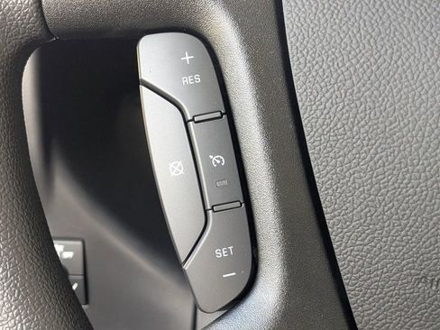 New 2025 Chevrolet Express 2500 Work Van w/ Driver Convenience Package image 26