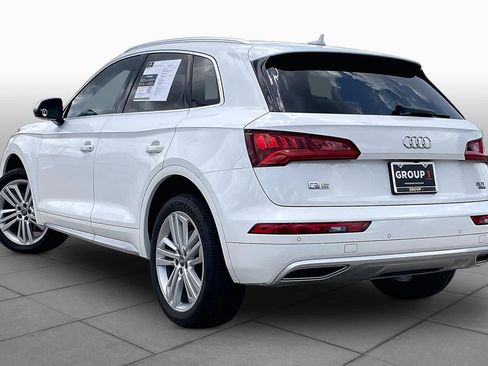 Used 2018 Audi Q5 2.0T Premium Plus w/ Premium Plus Package AWD/4WD image 11