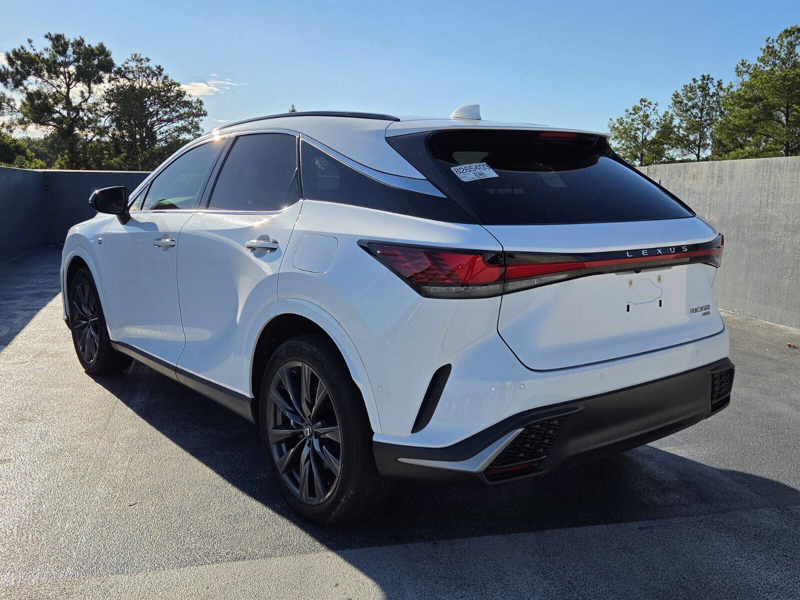 Certified 2024 Lexus RX 350 F Sport w/ Convenience Package AWD/4WD image 3