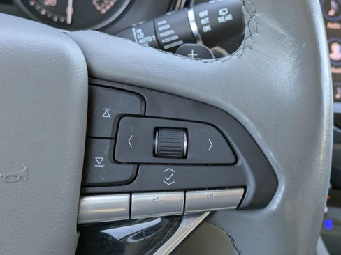 Certified 2024 Cadillac XT6 Premium Luxury w/ Technology Package image 25