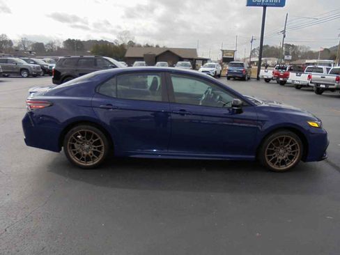 Used 2023 Toyota Camry SE w/ Convenience Package image 2