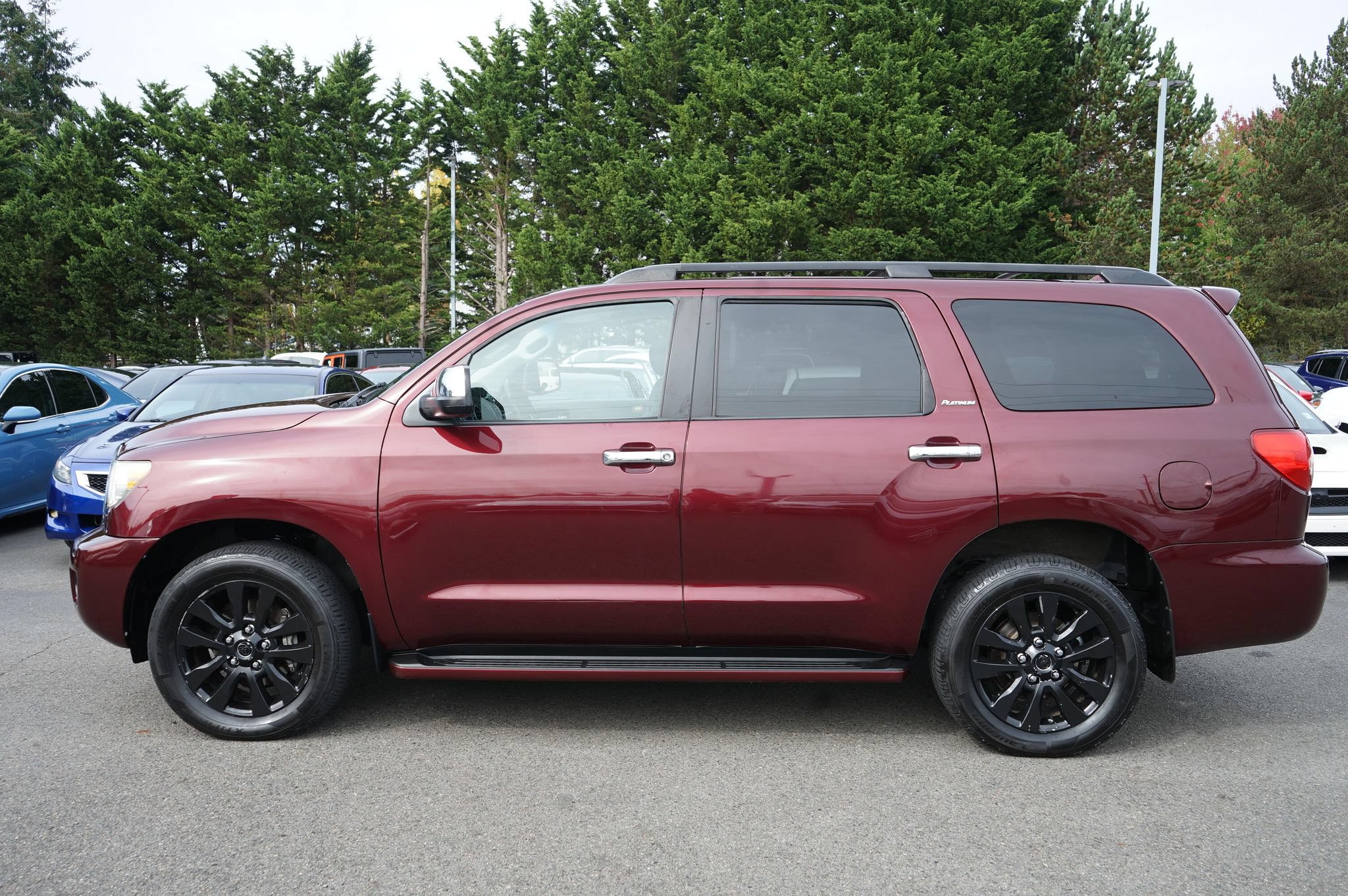 Used 2011 Toyota Sequoia Platinum AWD/4WD image 2