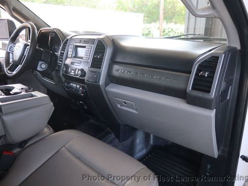 Used 2020 Ford F250 XL w/ Power Equipment Group RWD image 19