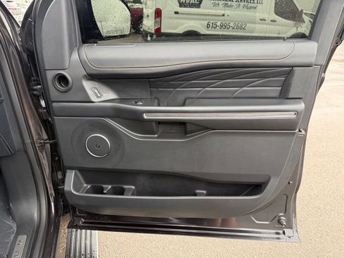 Used 2023 Ford Expedition Platinum AWD/4WD image 21