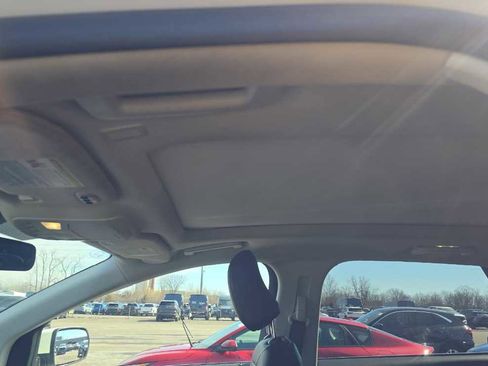 Used 2024 Ford Edge SEL w/ Convenience Package image 12