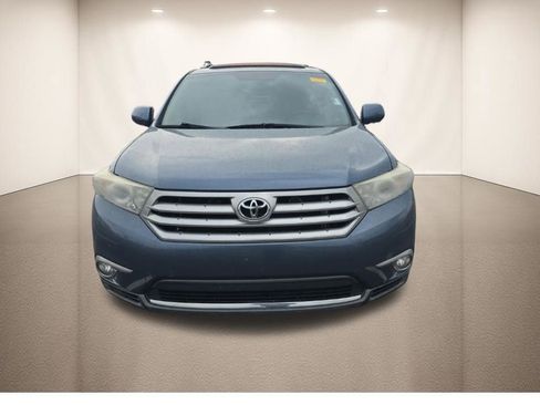Used 2013 Toyota Highlander Limited image 16
