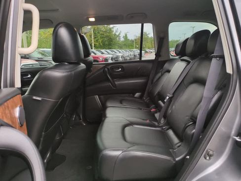 Used 2022 Nissan Armada SL RWD image 14