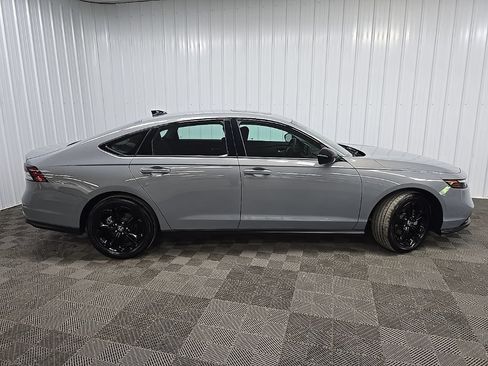 Certified 2025 Honda Accord SE image 2