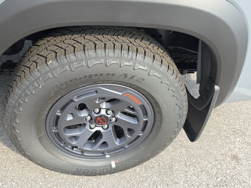 New 2026 Nissan Frontier Pro-X w/ Tow Package RWD image 8