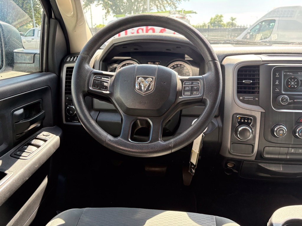 Used 2016 RAM 1500 Express RWD image 6