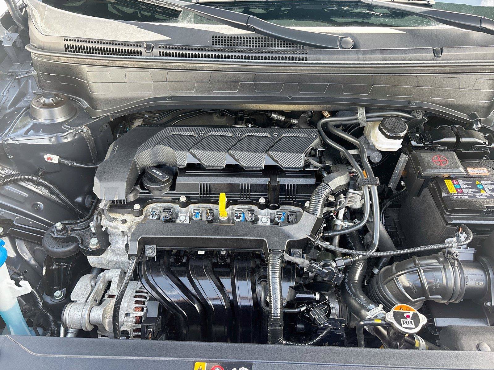 Used 2025 Hyundai Venue SEL FWD image 31