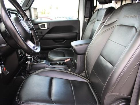 Used 2023 Jeep Wrangler Unlimited Sahara w/ Cold Weather Group AWD/4WD image 39