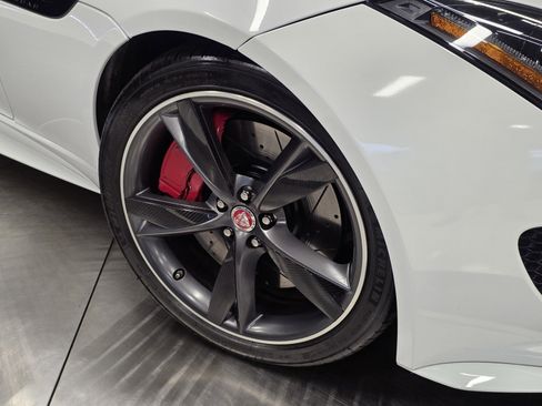 Used 2016 Jaguar F-TYPE R image 47