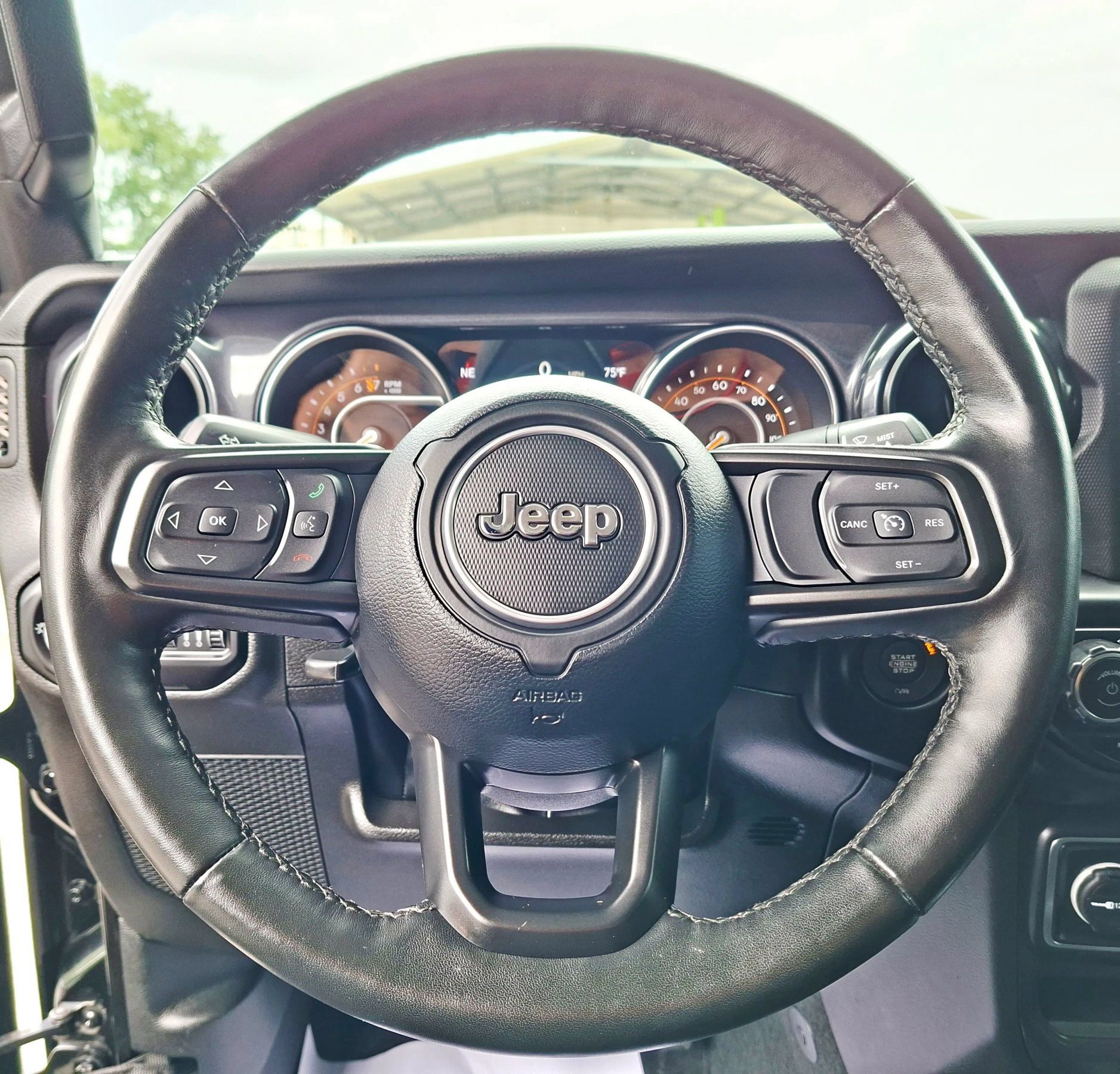 Used 2022 Jeep Gladiator Sport AWD/4WD image 26