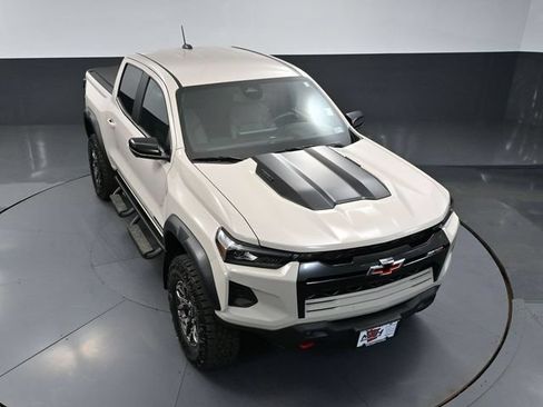 Used 2026 Chevrolet Colorado ZR2 w/ Technology Package AWD/4WD image 56